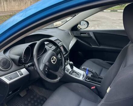 Синий Мазда 3, объемом двигателя 1.6 л и пробегом 180 тыс. км за 8200 $, фото 6 на Automoto.ua