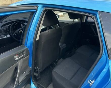 Синий Мазда 3, объемом двигателя 1.6 л и пробегом 180 тыс. км за 8200 $, фото 7 на Automoto.ua