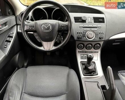 Синий Мазда 3, объемом двигателя 1.6 л и пробегом 293 тыс. км за 6500 $, фото 17 на Automoto.ua