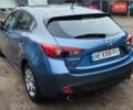Синий Мазда 3, объемом двигателя 2 л и пробегом 111 тыс. км за 12000 $, фото 2 на Automoto.ua