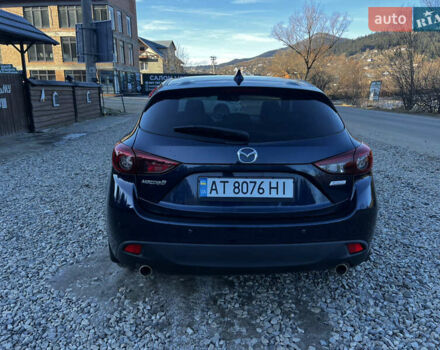 Синий Мазда 3, объемом двигателя 2.2 л и пробегом 235 тыс. км за 10500 $, фото 4 на Automoto.ua