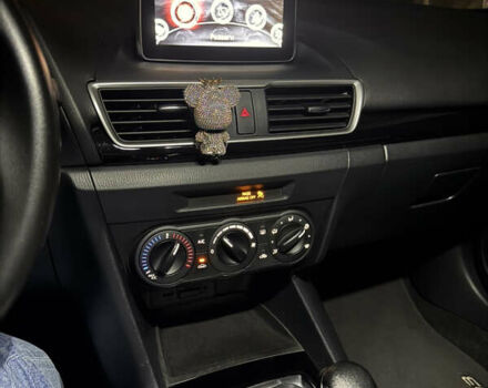 Синий Мазда 3, объемом двигателя 2 л и пробегом 121 тыс. км за 10900 $, фото 1 на Automoto.ua