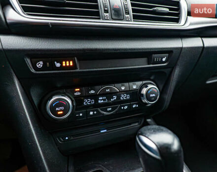 Синий Мазда 3, объемом двигателя 1.5 л и пробегом 86 тыс. км за 14953 $, фото 18 на Automoto.ua