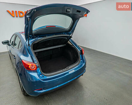 Синий Мазда 3, объемом двигателя 1.5 л и пробегом 104 тыс. км за 16377 $, фото 6 на Automoto.ua