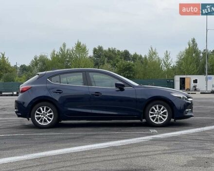 Синий Мазда 3, объемом двигателя 1.5 л и пробегом 94 тыс. км за 16000 $, фото 3 на Automoto.ua