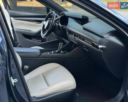 Синий Мазда 3, объемом двигателя 2.5 л и пробегом 78 тыс. км за 15200 $, фото 10 на Automoto.ua