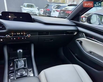 Мазда 3 2019 в Киеве на Automoto.ua Синий Мазда 3, объемом двигателя 2.5 л и пробегом 113 тыс. км за 16500 $, фото 27 на Automoto.ua