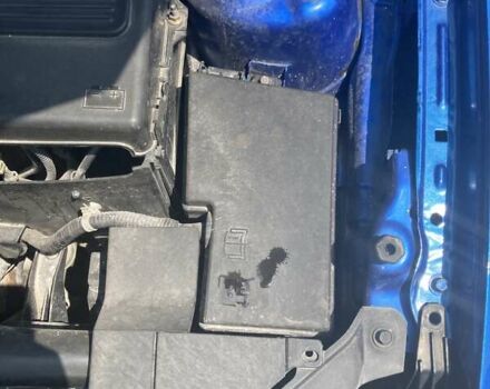 Синий Мазда 3, объемом двигателя 1.6 л и пробегом 233 тыс. км за 3550 $, фото 20 на Automoto.ua