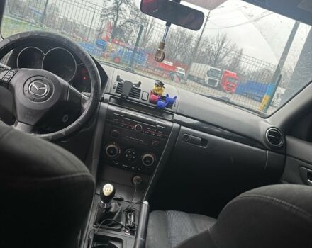 Синій Мазда 3, об'ємом двигуна 1.6 л та пробігом 270 тис. км за 1900 $, фото 7 на Automoto.ua