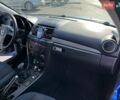 Синий Мазда 3, объемом двигателя 1.6 л и пробегом 272 тыс. км за 3700 $, фото 2 на Automoto.ua