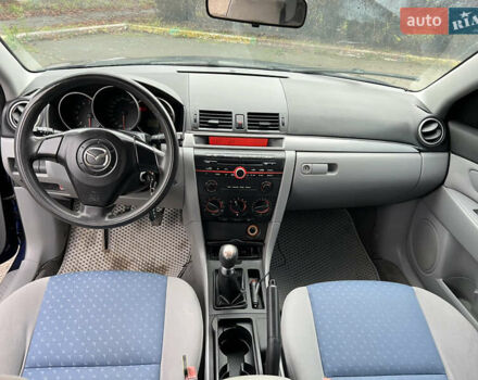 Синій Мазда 3, об'ємом двигуна 1.6 л та пробігом 228 тис. км за 4350 $, фото 10 на Automoto.ua