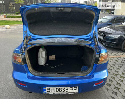 Синій Мазда 3, об'ємом двигуна 1.6 л та пробігом 237 тис. км за 4800 $, фото 4 на Automoto.ua