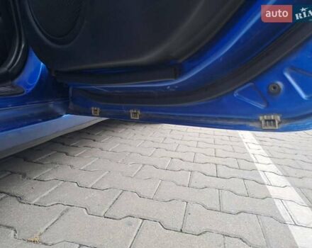 Синий Мазда 3, объемом двигателя 1.6 л и пробегом 185 тыс. км за 6000 $, фото 17 на Automoto.ua