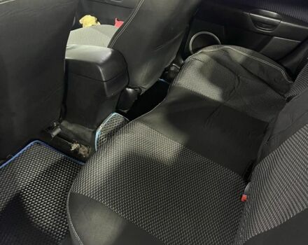 Мазда 3 2005 в Каменское - Днепродзержинск на Automoto.ua Синий Мазда 3, объемом двигателя 2 л и пробегом 259 тыс. км за 5200 $, фото 10 на Automoto.ua
