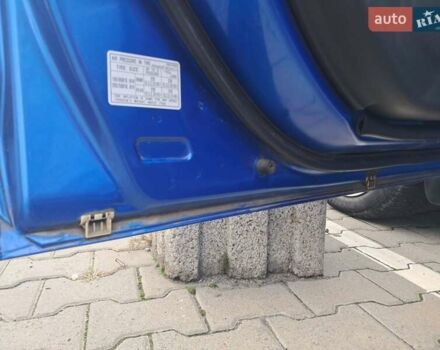 Синий Мазда 3, объемом двигателя 1.6 л и пробегом 185 тыс. км за 6000 $, фото 13 на Automoto.ua