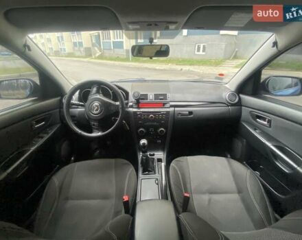 Синій Мазда 3, об'ємом двигуна 1.6 л та пробігом 255 тис. км за 5200 $, фото 5 на Automoto.ua