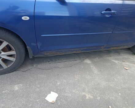 Синий Мазда 3, объемом двигателя 1.6 л и пробегом 300 тыс. км за 3299 $, фото 2 на Automoto.ua