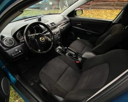 Синий Мазда 3, объемом двигателя 1 л и пробегом 4 тыс. км за 3000 $, фото 6 на Automoto.ua