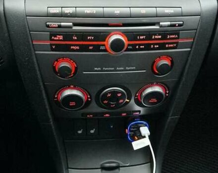 Синій Мазда 3, об'ємом двигуна 1.6 л та пробігом 162 тис. км за 5499 $, фото 10 на Automoto.ua