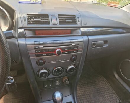 Синий Мазда 3, объемом двигателя 1.6 л и пробегом 158 тыс. км за 5000 $, фото 6 на Automoto.ua
