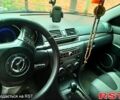 Синий Мазда 3, объемом двигателя 2 л и пробегом 258 тыс. км за 4500 $, фото 7 на Automoto.ua