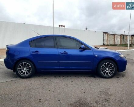 Синій Мазда 3, об'ємом двигуна 1.6 л та пробігом 197 тис. км за 5950 $, фото 3 на Automoto.ua