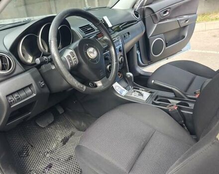 Синий Мазда 3, объемом двигателя 1.6 л и пробегом 206 тыс. км за 5500 $, фото 5 на Automoto.ua