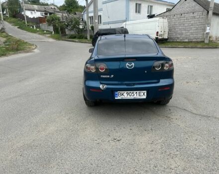 Синій Мазда 3, об'ємом двигуна 1.6 л та пробігом 300 тис. км за 3700 $, фото 6 на Automoto.ua