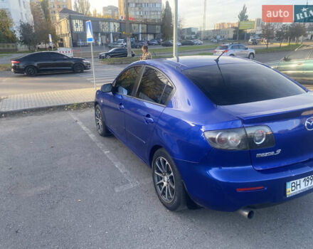 Синий Мазда 3, объемом двигателя 1.6 л и пробегом 197 тыс. км за 5500 $, фото 3 на Automoto.ua