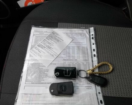 Синий Мазда 3, объемом двигателя 1.6 л и пробегом 197 тыс. км за 5000 $, фото 22 на Automoto.ua