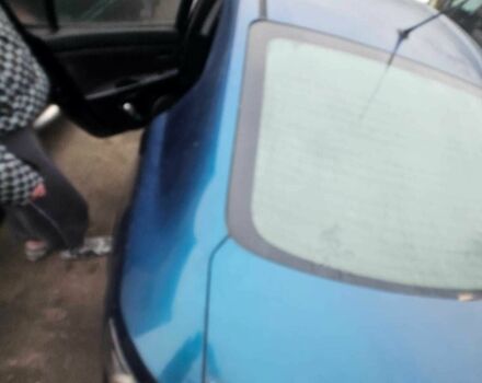Синій Мазда 3, об'ємом двигуна 1.6 л та пробігом 285 тис. км за 500 $, фото 9 на Automoto.ua