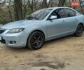 Синий Мазда 3, объемом двигателя 1.6 л и пробегом 370 тыс. км за 3900 $, фото 2 на Automoto.ua