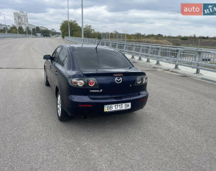 Синий Мазда 3, объемом двигателя 1.6 л и пробегом 187 тыс. км за 6100 $, фото 3 на Automoto.ua