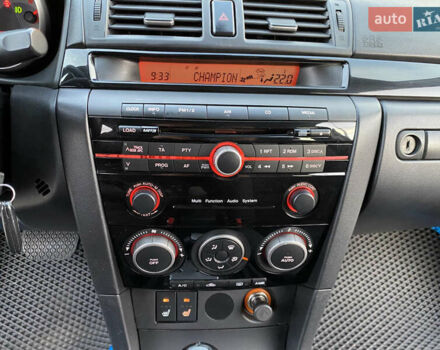 Мазда 3 2008 у Києві на Automoto.ua Синій Мазда 3, об'ємом двигуна 1.6 л та пробігом 279 тис. км за 5700 $, фото 39 на Automoto.ua