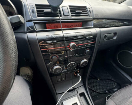 Синій Мазда 3, об'ємом двигуна 1.6 л та пробігом 197 тис. км за 5700 $, фото 12 на Automoto.ua