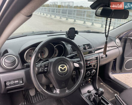 Синий Мазда 3, объемом двигателя 1.6 л и пробегом 187 тыс. км за 6100 $, фото 7 на Automoto.ua
