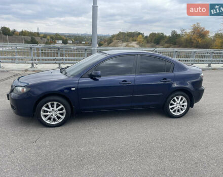 Синий Мазда 3, объемом двигателя 1.6 л и пробегом 187 тыс. км за 6100 $, фото 2 на Automoto.ua