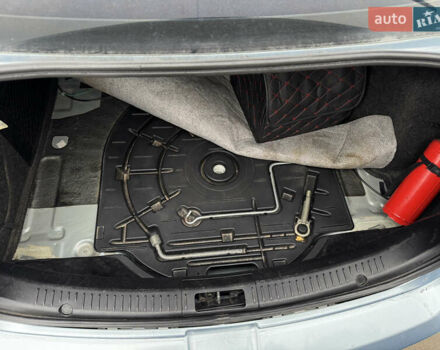 Синий Мазда 3, объемом двигателя 1.6 л и пробегом 154 тыс. км за 5500 $, фото 9 на Automoto.ua