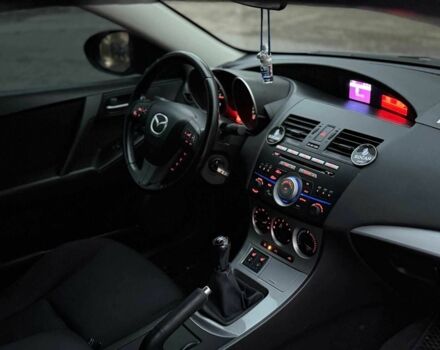 Синий Мазда 3, объемом двигателя 1.6 л и пробегом 228 тыс. км за 5950 $, фото 13 на Automoto.ua