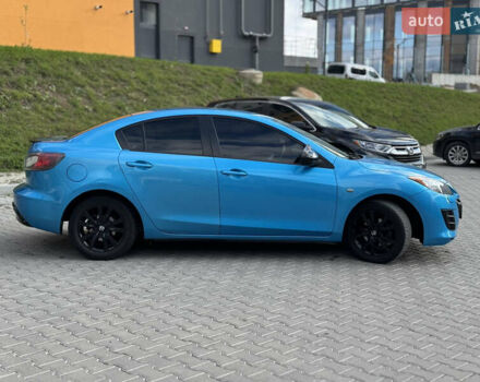 Синий Мазда 3, объемом двигателя 1.6 л и пробегом 206 тыс. км за 7500 $, фото 6 на Automoto.ua