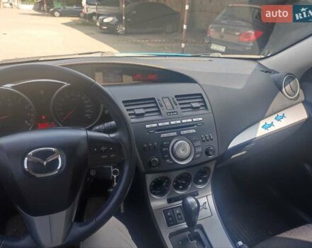 Синий Мазда 3, объемом двигателя 1.6 л и пробегом 43 тыс. км за 10200 $, фото 5 на Automoto.ua