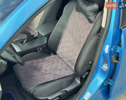 Синий Мазда 3, объемом двигателя 1.6 л и пробегом 206 тыс. км за 7500 $, фото 15 на Automoto.ua