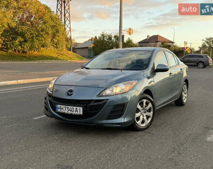 Синий Мазда 3, объемом двигателя 2 л и пробегом 111 тыс. км за 5600 $, фото 2 на Automoto.ua