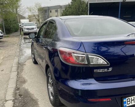 Синий Мазда 3, объемом двигателя 2 л и пробегом 212 тыс. км за 7500 $, фото 3 на Automoto.ua
