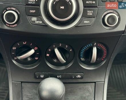 Синий Мазда 3, объемом двигателя 2 л и пробегом 245 тыс. км за 8740 $, фото 27 на Automoto.ua