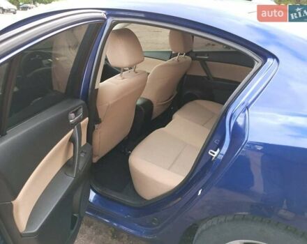 Синий Мазда 3, объемом двигателя 2 л и пробегом 160 тыс. км за 7300 $, фото 5 на Automoto.ua