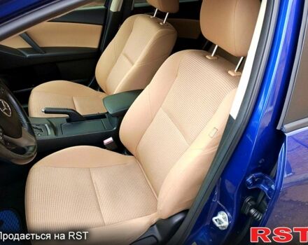 Синий Мазда 3, объемом двигателя 2 л и пробегом 160 тыс. км за 7500 $, фото 2 на Automoto.ua