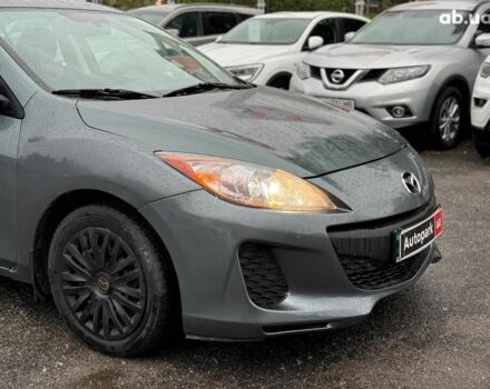 Синий Мазда 3, объемом двигателя 2 л и пробегом 245 тыс. км за 8740 $, фото 3 на Automoto.ua