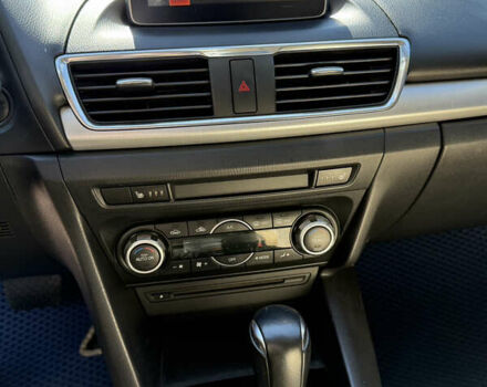 Синий Мазда 3, объемом двигателя 2.49 л и пробегом 191 тыс. км за 11999 $, фото 8 на Automoto.ua