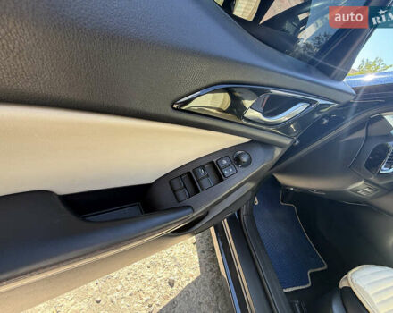 Синий Мазда 3, объемом двигателя 2.49 л и пробегом 191 тыс. км за 11999 $, фото 3 на Automoto.ua